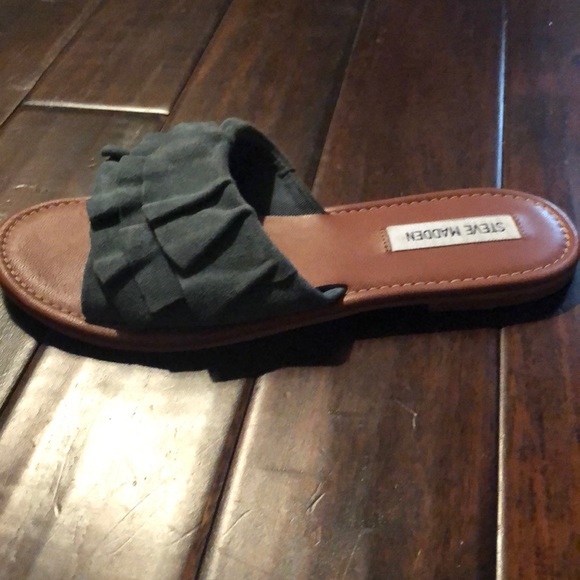Steve Madden flat blue ruffle slides - Picture 2 of 4
